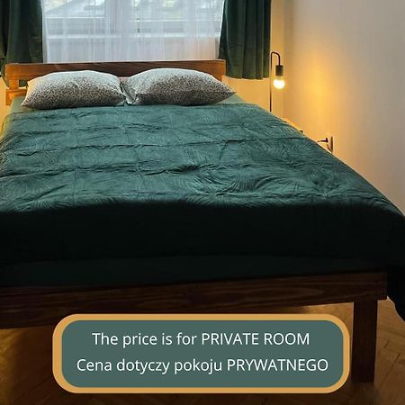 Tom Hostel Krakau Buitenkant foto