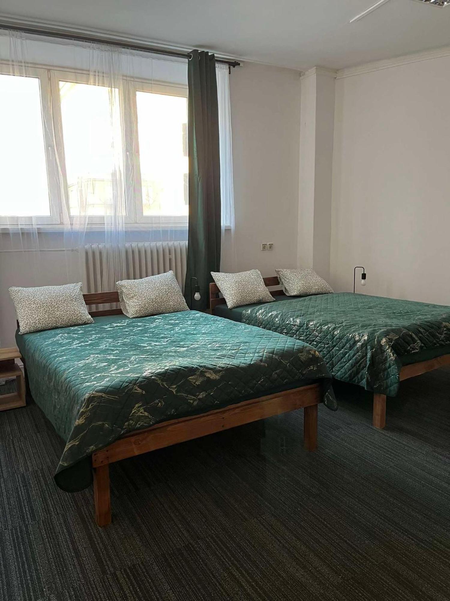 Tom Hostel Krakau Buitenkant foto