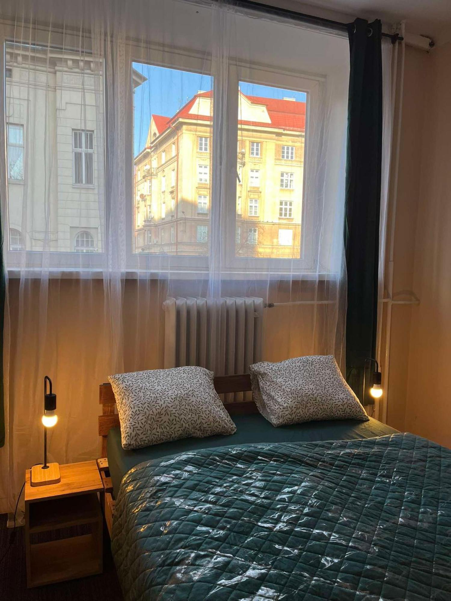 Tom Hostel Krakau Buitenkant foto