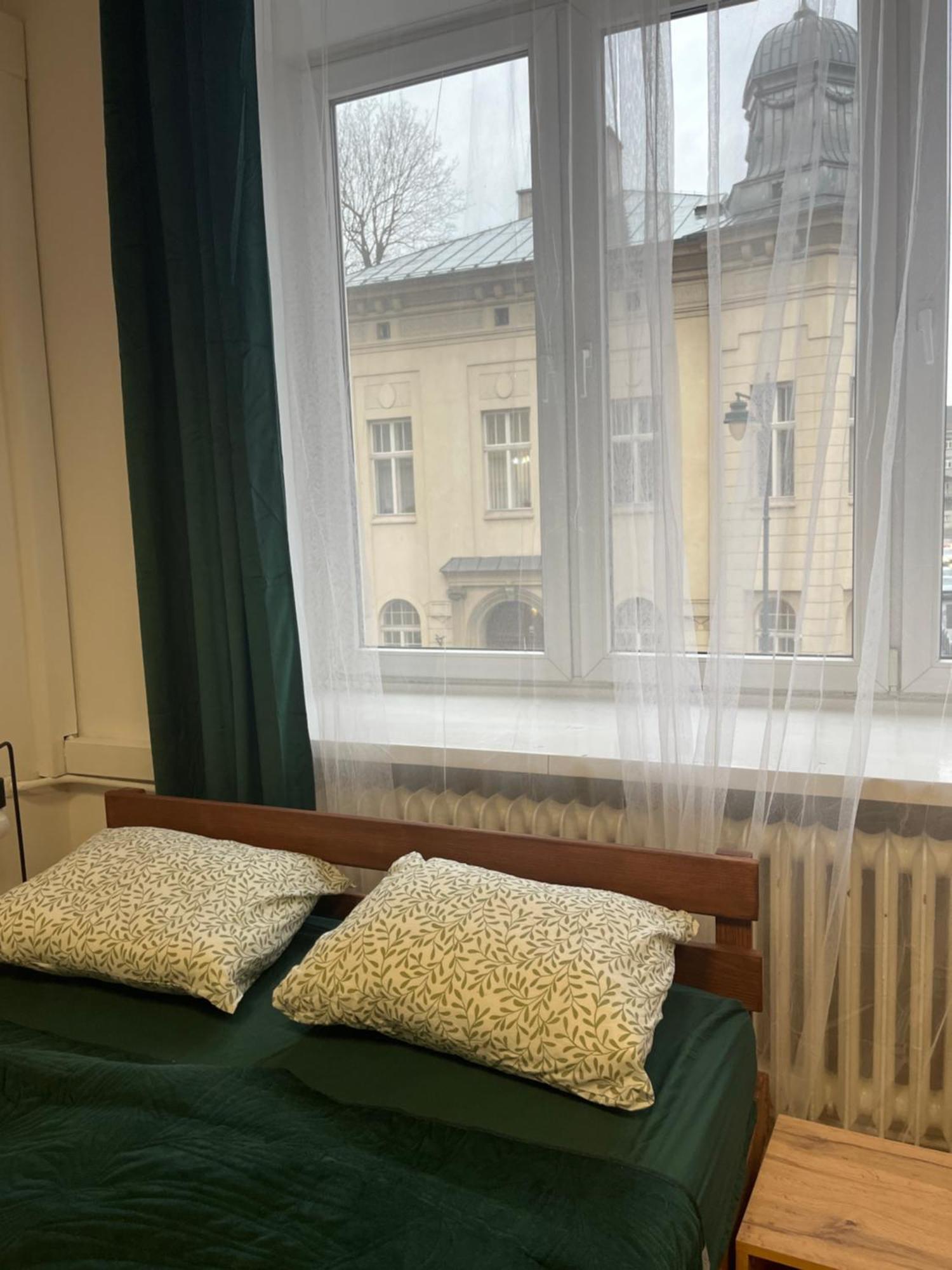 Tom Hostel Krakau Buitenkant foto